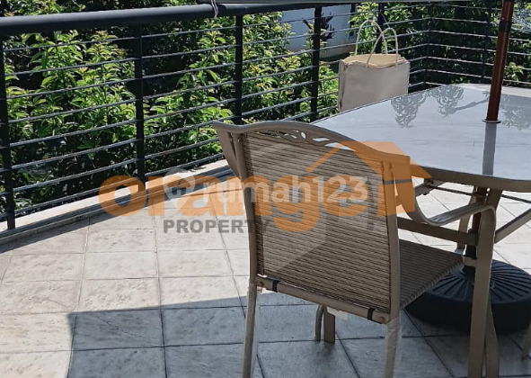 Di Jual Rumah 2 Lantai Full Furnish Di Legenda Wisata Cibubur 2