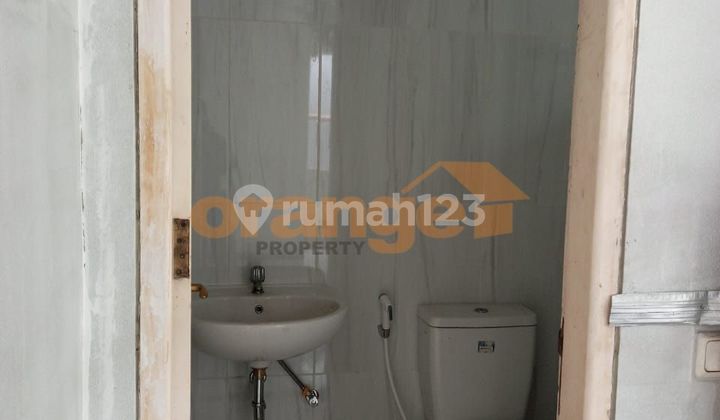 Di Jual Rumah Sudah Renovasi Siap Huni di Legenda Wisata Cibubur