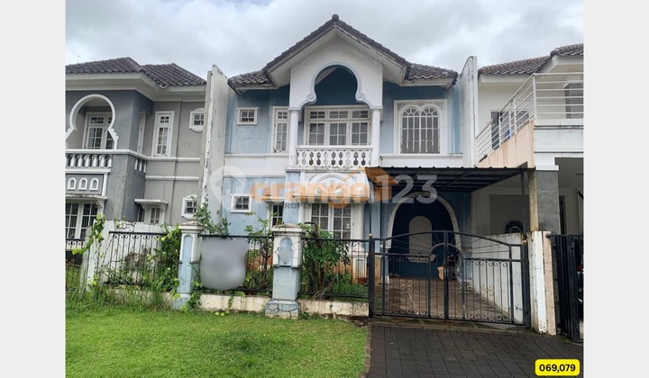 Jual Cepat ,Rumah Murah ,2 Lantai di Legenda Wisata Cibubur