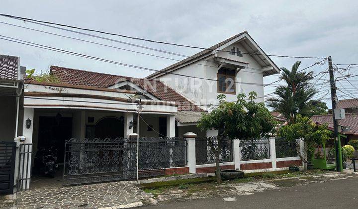 Rumah Hoek 2 Lantai One Gate System Di Pamulang 1