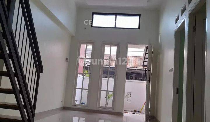 Rumah Akses Jalan 2 Mobil Di Villa Pamulang S8307 1