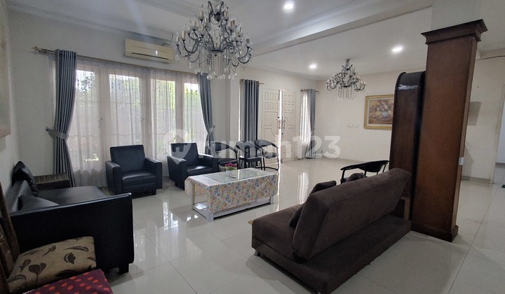 Ready-to-Occupy 2-Story House in Strategic Location at Cempaka Putih R2281