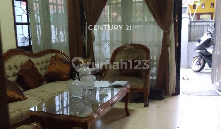 Rumah Lokasi Bebas Banjir Dekat Fasum Di Cempaka Putih S8393