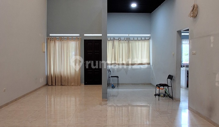 Rumah 2 Lantai Modern Industrial di Pulomas Jakarta S8916 2