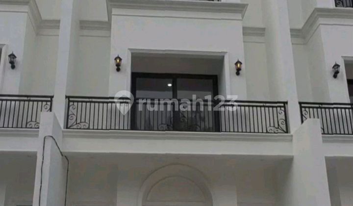 Jual Cepat Rumah Bangunan Baru Lokasi Strategis Di Pulomas S8116 Jual Cepat Rumah Bangunan Baru Lokasi Strategis Di Pulomas S8116