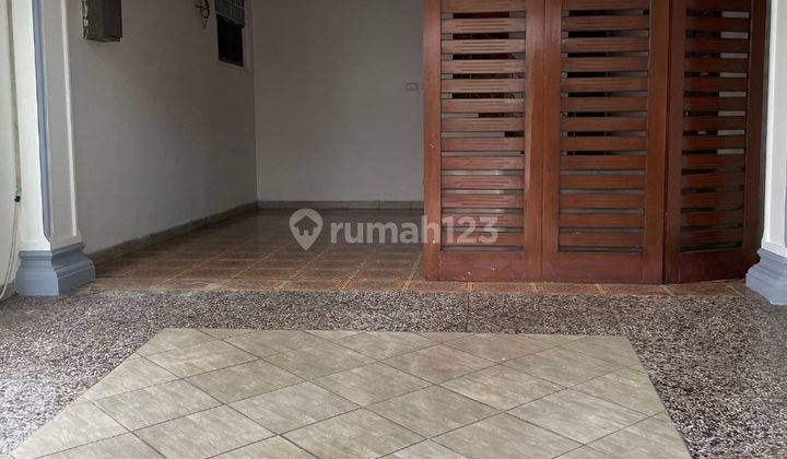 Dijual Rumah 2 Lantai Pejaten Barat Jakarta Selatan  2