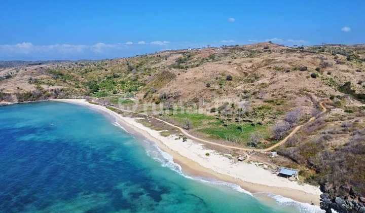 Premium Beachfront Land for Sale in Lombok, Awang Location