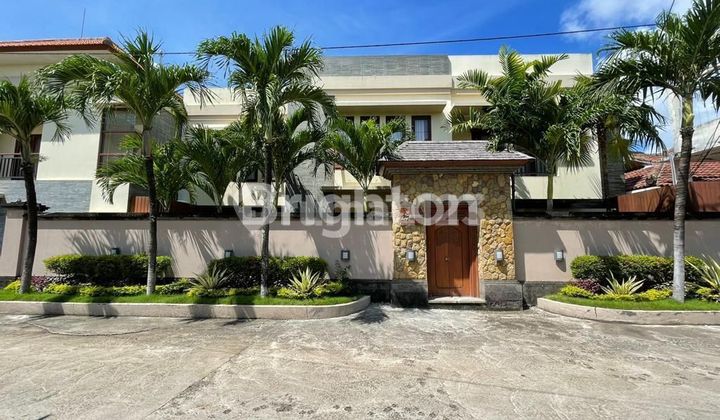 FOR SALE Freehold 4 bedroom cozy House at  Jimbaran  Kuta Selatan Bali.