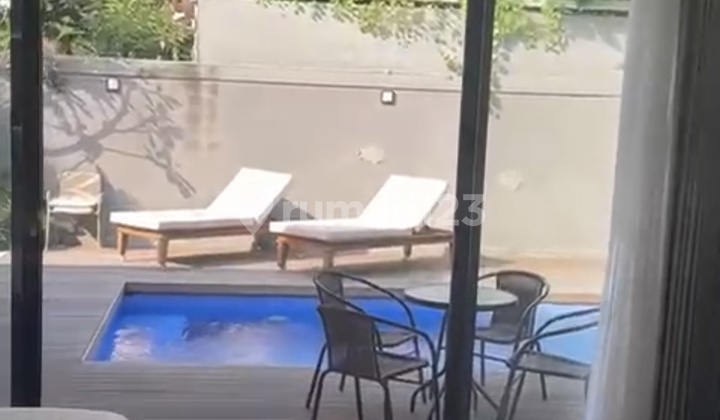 Leasehold 3 Bedroom Villa in Seminyak Bali, 4 Minutes Walking Distance to the Beach