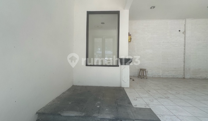 Shop House for Rent in Jimbaran 2