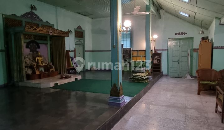 Rumah Vintage Keprabon-Banjarsari Jawa Tengah 2