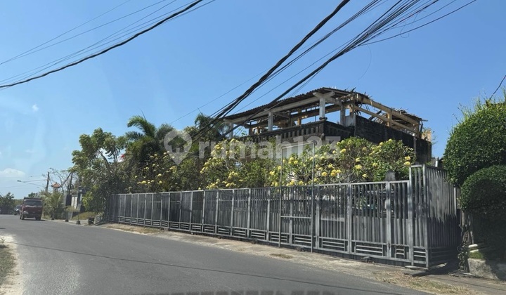 Resto Luas Disewakan Di Uluwatu Bali 