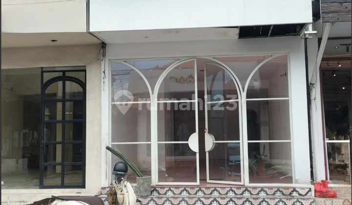 Ruko 2 Lantai Disewakan Di Kayu Aya Seminyak Bali Ruko 2 Lantai Disewakan Di Kayu Aya Seminyak Bali