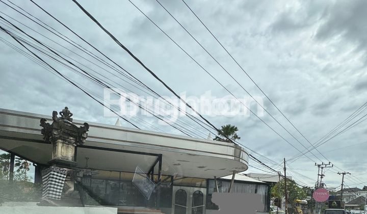 Ruko Restaurant for Rent in Batu Beliq 1