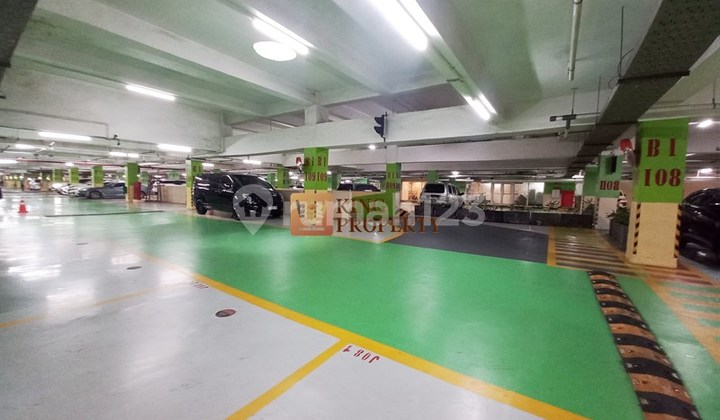 Apartemen Eksklusif untuk Hidup yang Nyaman . Disewakan Apartemen 1Br di The Royale Spring Hill Residence Lokasi Strategis 2