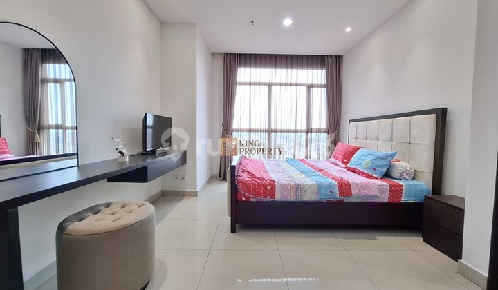 Hidup di Puncak Kenyamanan - Temukan Hunian Eksklusif di Jantung Kota Disewakan Apartemen Central Park Residence 2br +1 lokasi yang strategis  1