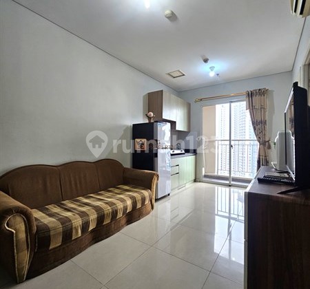 For rent 2br apartment in Madison Park, fully furnished, strategic location near Central Park Mall, suitable for all demographics.