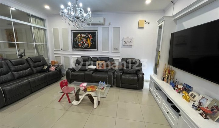 DIJUAL CEPAT! Rumah Puri Mansion Boulevard 3,5 Lantai Full Furnish Mewah Dekat Gerbang Security, DIJUAL CEPAT! Rumah Puri Mansion Boulevard 3,5 Lantai Full Furnish Mewah Dekat Gerbang Security,