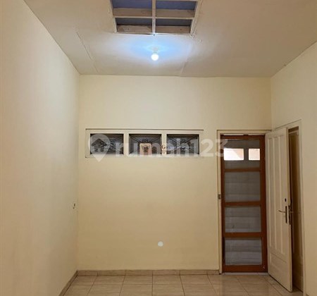 Dijual Rumah di jalan kartini 7 unfurnish  Hunian nyaman aman dan strategis di perumahan kartini  2