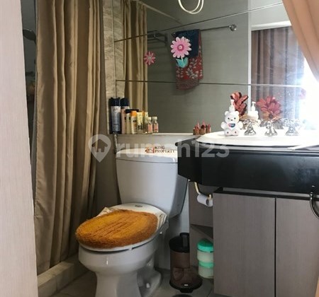 Apartemen Mewah di Jantung Pusat Bisnis & Lifestyle , Disewakan Apartemen 3Br+1 Posisi di Hook di Royal Mediterania Garden Residence Siap Huni Furnished 2