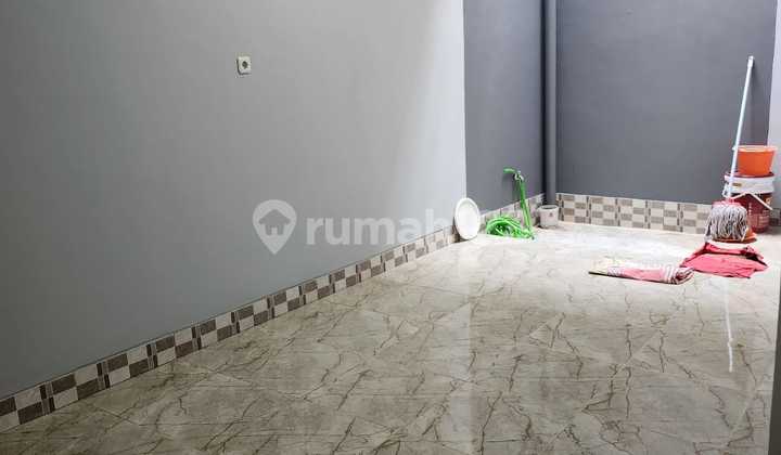 Rumah D Serpong 2Lt Sdh Renov di Jual Cepat Bs KPR