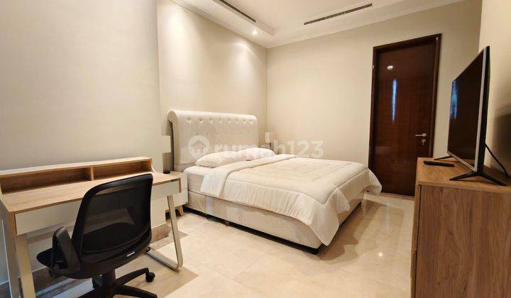Apartemen 4br Di Scbr Furnish View Terbaik D Sewakan Siap Huni 1