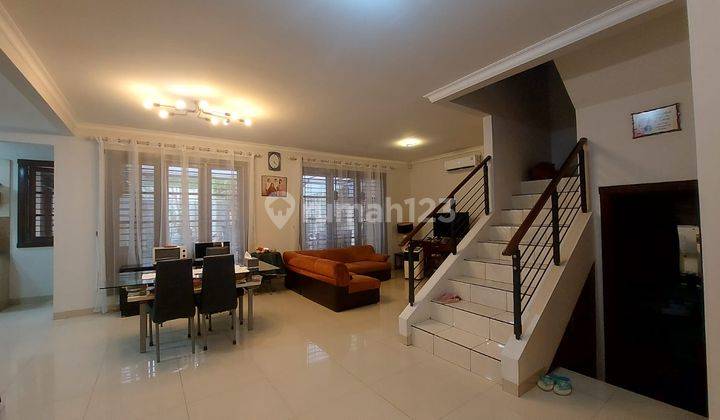 Rumah Bagus Semi Furnish Siap Huni di BSD Delatinos 2