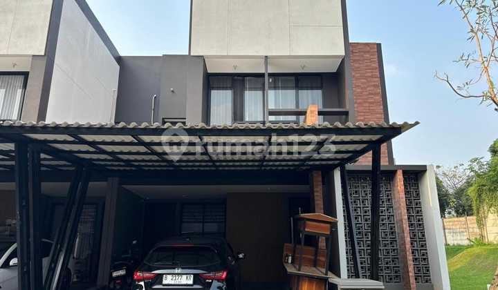 Dijual Rumah Cakep 2 Lantai Hadap Selatan Siap Huni di Cluster Suvarna Sutera Tangerang