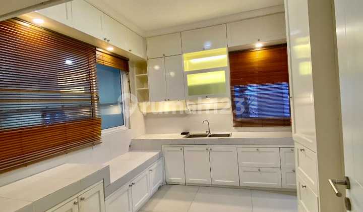 Dijual Rumah Tipe Termewah Fully Furnish Siap Hunidi De Park - De Maja BSD 2