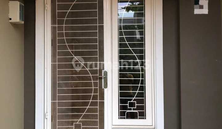 HOUSE FOR RENT SAMARA GADING SERPONG CLUSTER SEMI FURNISHED