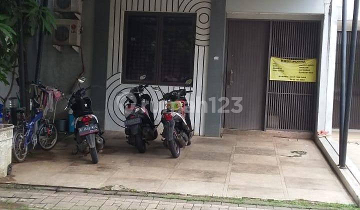 Rumah 3 Lantai ada AC Siap Huni di Studento Foresta BSD Tangerang Rumah 3 Lantai ada AC Siap Huni di Studento Foresta BSD Tangerang