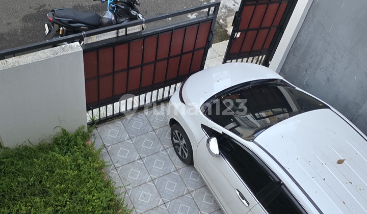 For Sale, Neat House Ready to Occupy and Flood-Free in Banjar Wijaya 2