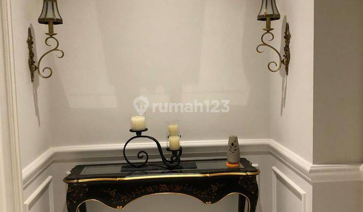 Rumah American Classic 3 lantai di Gading Serpong Full Furnished 2