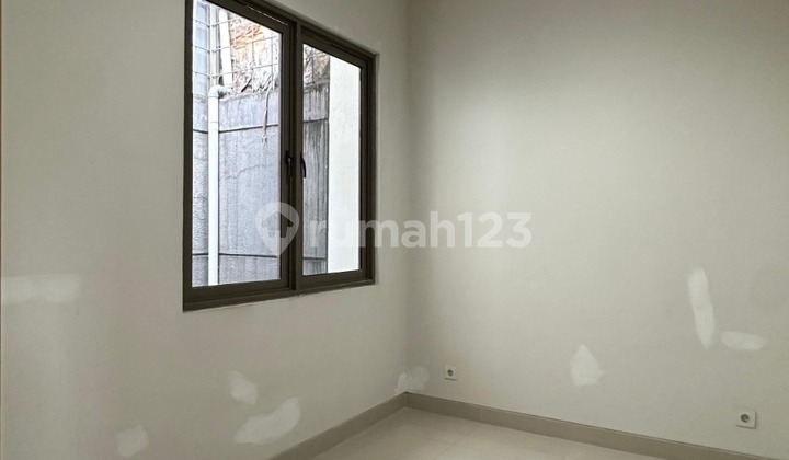 Dijual Rumah Greenwich SHM Siap Huni Di Cluster Luxmore BSD CITY  2