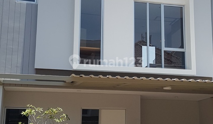 Dijual Rumah 2 Lantai Brand New Furnished Malibu Village Gading Serpong Tangerang Dijual Rumah 2 Lantai Brand New Furnished Malibu Village Gading Serpong Tangerang