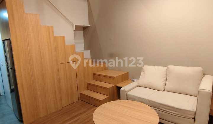 Disewakan Rumah Modern 2LT Semi Furnished Cluster Fleekhauz, BSD City Tangerang 2