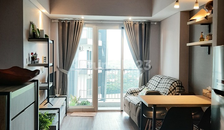 For QUICK Sale: Corner Apartment Unit 2BR Fully Furnished Casa De Parco BSD City Tangerang