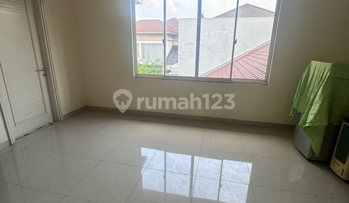 Disewakan Rumah 2 Lantai Siap Huni di Cluster Aruna Alam Sutera 2