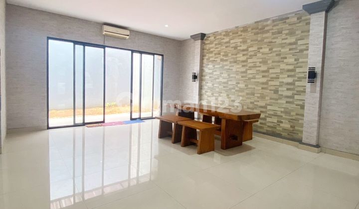 Dijual Rumah Bagus SHM Hadap Selatan di Sutera Delima - Alam Sutera