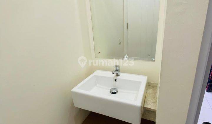 Dijual Rumah 2 Lantai Siap Huni (Renovasi) Posisi Samping Kavling di Cluster Vivacia - The Eminent BSD 2