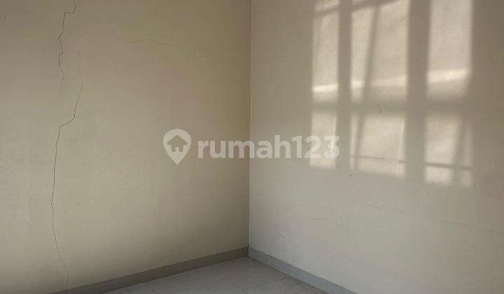 Dijual Rumah Bagus SHM Siap Huni di Villa Melati Mas Tangerang 2