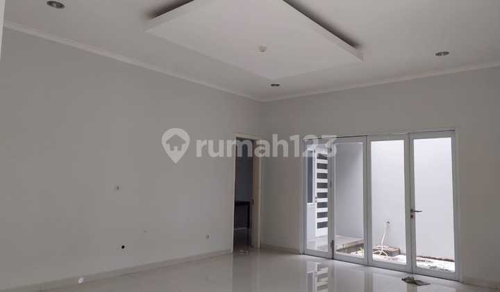 For Sale Comfortable 2-Story House in Delatinos Cluster, De Rio BSD 2