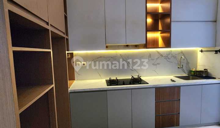 For Rent Semi-Furnished 2-Story House in The View Serpong Jaya Cluster 2