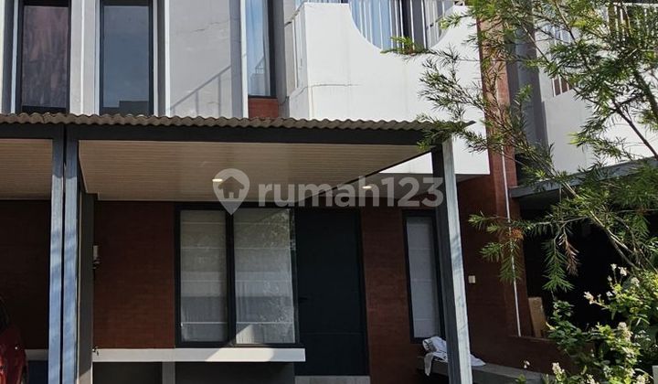 Dijual Rumah Cantik Full Furnished Siap Huni di Freja BSD City Tangerang