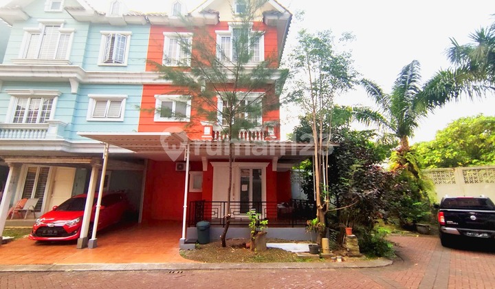 Disewakan Rumah 3LT Hook Full Furnished Di Omaha Village Gading Serpong  1