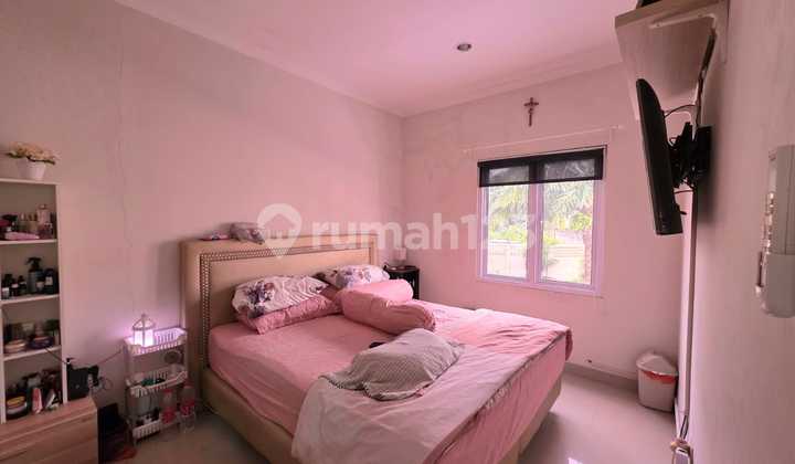 Dijual Rumah Bagus Semi Furnished Siap Huni Samara Village Gading Serpong 2