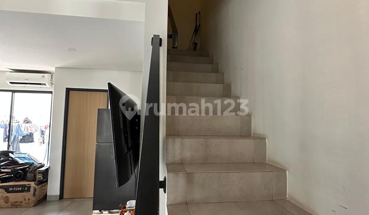 Dijual Rumah Bagus Siap Huni 2 Lantai Di Cluster Yuthica BSD City 2