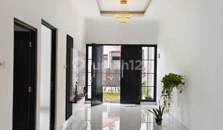 Dijual Rumah Bagus Semi Furnished Lokasi Strategis di BSD Griya Loka sektor 1.1 Dijual Rumah Bagus Semi Furnished Lokasi Strategis di BSD Griya Loka sektor 1.1