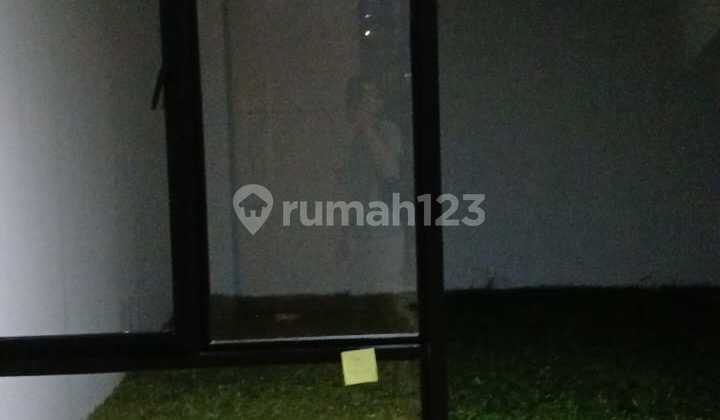 Disewakan Rumah Cantik 2 Lantai di Cendana Botanic Lippo Karawaci 2