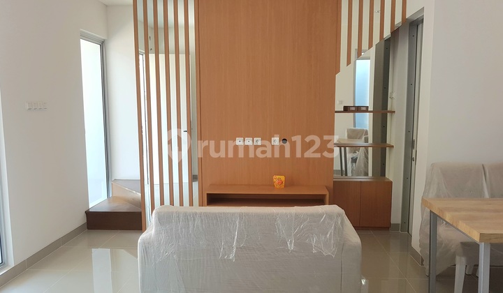 Dijual Rumah SIAP HUNI FULL FURNISHED, MALIBU ZUMA, GADING SERPONG